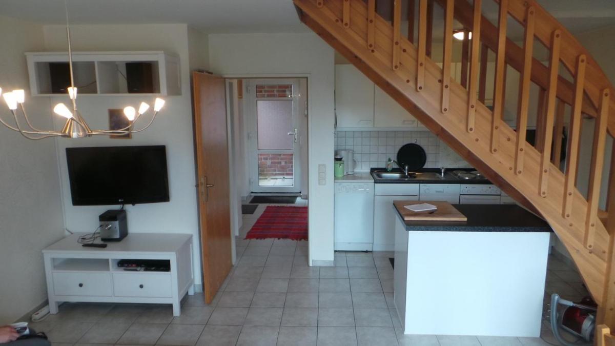 Ferienwohnung Muschel Hooksiel Exterior photo